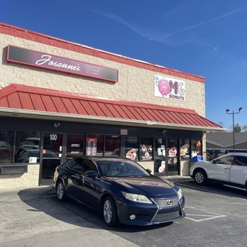 OMG Donuts - Outside view - Donuts Near Me - Lexington, Kentucky