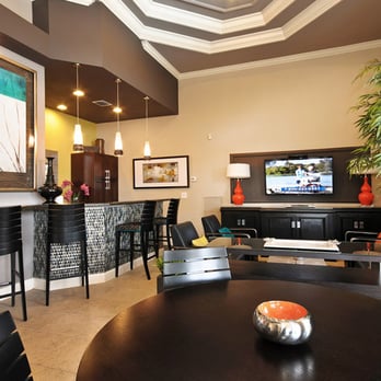 Villas d'Este - Apartments Near Me - Delray Beach, Florida
