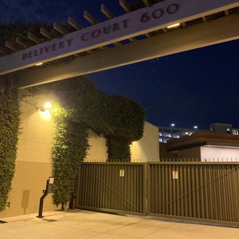 Citadel Outlets - Outlet Stores Near Me - Los Angeles, California