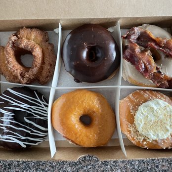 Do-Rite Donuts & Chicken - Old fashioned glazed, chocolate glazed, maple bacon, cream cheese filled, glazed, peppermint chocolate old fashioned (seasonal). All unreal. - Donuts Near Me - Chicago, Illinois