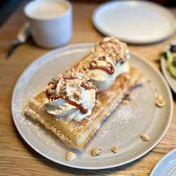 BXL Brésilienne Waffle with a London Fog Latte