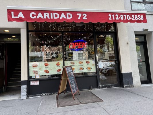 La Caridad 72 by null