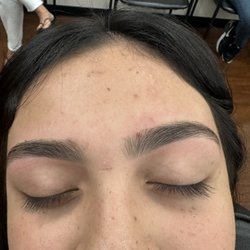 Mila Threading - Beautiful eyebrows.