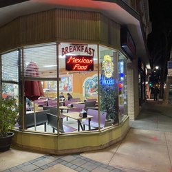 Taqueria Los Pericos #5 - Outside