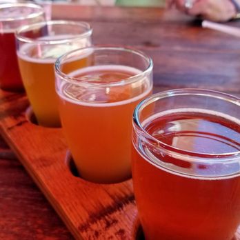 Stormcloud Brewing - Beer flight - Brewpubs Near Me - Frankfort, Michigan Stormcloud Brewing - Beer flight - Brewpubs Near Me - Frankfort, Michigan