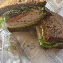 Roasted turkey sandwich