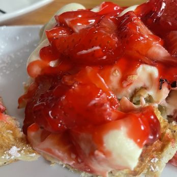Waffle O Waffle - Strawberry cheesecake! - Breakfast & Brunch Near Me - Medina, Ohio Waffle O Waffle - Strawberry cheesecake! - Breakfast & Brunch Near Me - Medina, Ohio