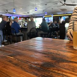 Hilltop Crab House - Bar