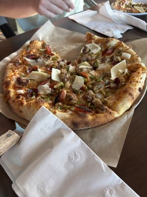 Pope's Pizza by null