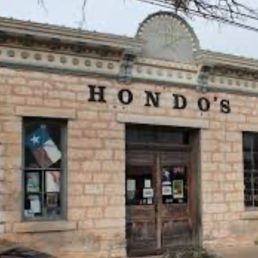 Hondo's - Front - Bars Near Me - Fredericksburg, Texas