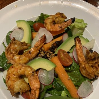 El Alma - Ensalada with grilled shrimp - Mexican Near Me - Austin, Texas El Alma - Ensalada with grilled shrimp - Mexican Near Me - Austin, Texas