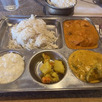 Himalayan Cuisine - Lunch special with tikka masala and veggie korma - Indian Near Me - La Mesa, California