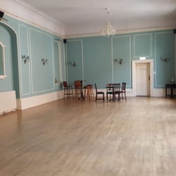 The Bull Hotel - They have a ballroom !!