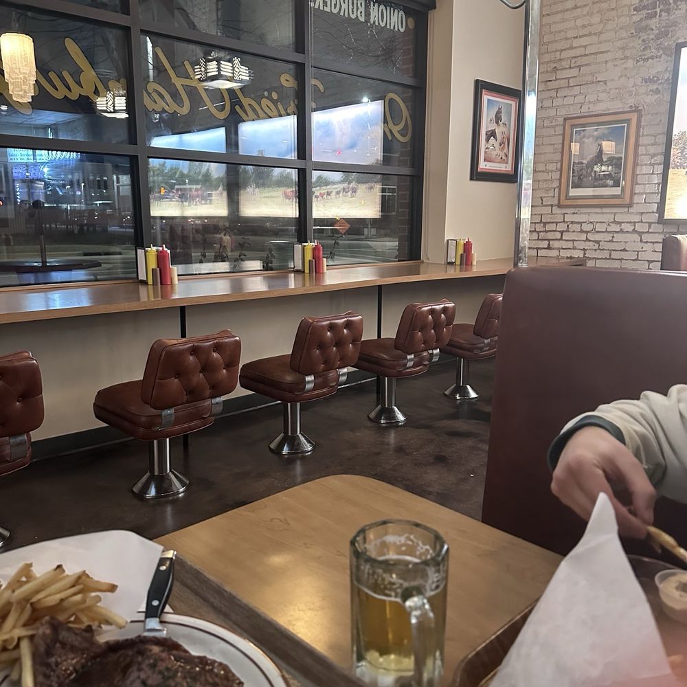 Sun Cattle - Interior - Burgers Near Me - Oklahoma City, Oklahoma Sun Cattle - Interior - Burgers Near Me - Oklahoma City, Oklahoma
