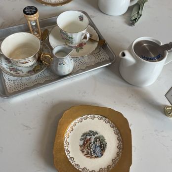 Triple Crown Bakery - Place setting - Bakeries Near Me - Franklin, Tennessee Triple Crown Bakery - Place setting - Bakeries Near Me - Franklin, Tennessee