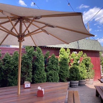Small Cheval- Wicker Park - Outdoor seating - Burgers Near Me - Chicago, Illinois Small Cheval- Wicker Park - Outdoor seating - Burgers Near Me - Chicago, Illinois