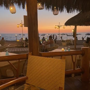 El Dorado Restaurant - Sunset ambiance - Seafood Near Me - Puerto Vallarta, JAL