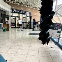 Houston Municipal Court - Lobby and security check