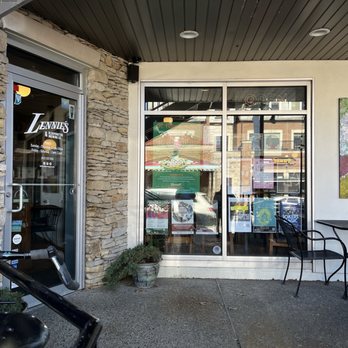 Lennie's - Pizza Near Me - Bloomington, Indiana