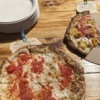 Nona Rosa Pizza - Food Trucks Near Me