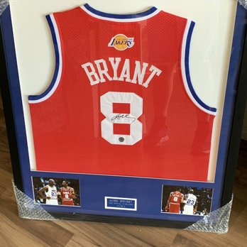 Art & Frames Custom Picture Framing - Framing Near Me - Bellflower, California