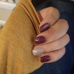 Tammy doing an amazing dip powder on my nails :)
