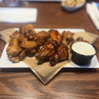Smokey Bones  - Buffalo and BQQ wings. - Barbeque Near Me - Buford, Georgia