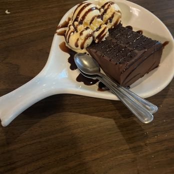 Spiro's Restaurant - Chocolate cake - Greek Near Me - Saint Charles, Missouri