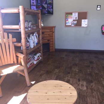 Camp Bow Wow - Pet Sitting Near Me - Meridian, Idaho Camp Bow Wow - Pet Sitting Near Me - Meridian, Idaho