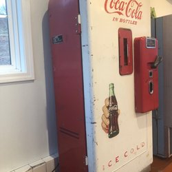 White Fence Farm - Old coke machine