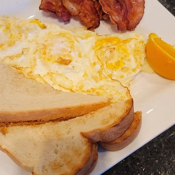 Keke's Breakfast Cafe - 3 eggs scramble - Breakfast & Brunch Near Me - Brandon, Florida