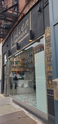Julien Boulangerie by null