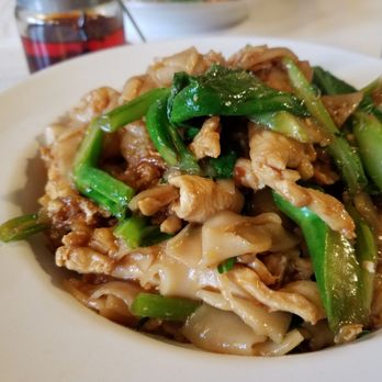 Thai Curry Simple - Pad See Ew - Thai Near Me - Seattle, Washington