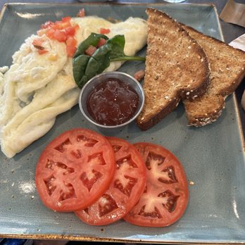 First Watch - Egg white turkey omelette - Breakfast & Brunch Near Me - Cape Coral, Florida First Watch - Egg white turkey omelette - Breakfast & Brunch Near Me - Cape Coral, Florida
