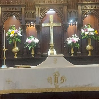 Mount Olivet Episcopal Church - Altar at Easter and for a recent baptism - Churches Near Me - New Orleans, Louisiana