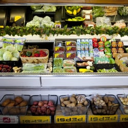 Hyde Park Fine Meats & Catering - Local Farm Fresh Vegetable Selections everyday