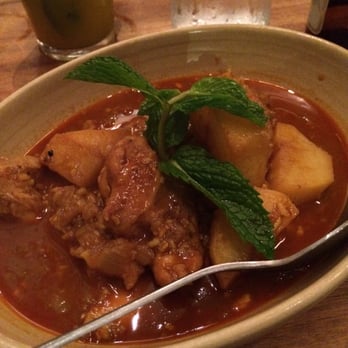Burma Superstar - Curry chicken - Burmese Near Me - Alameda, California
