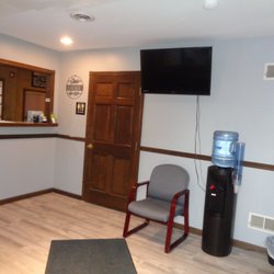 Den's Service Center