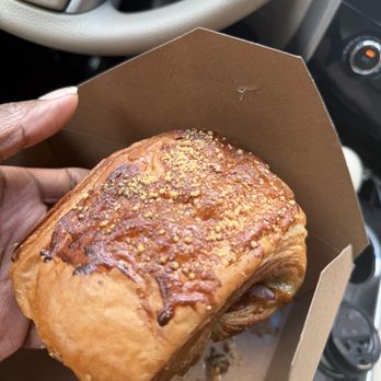 Sugar Moon Bakery - Bakeries Near Me - Chicago, Illinois