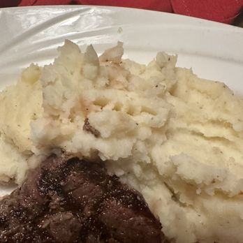Magic Time Machine - Top Sirloin and mashed potatoes cooked perfectly - Bars Near Me - Dallas, Texas