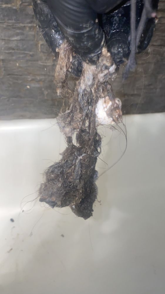 Slide of E&A Handyman and Plumbing Services