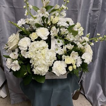 Deep Creek Floral - Sympathy Flower Arrangement - Florists Near Me - Chesapeake, Virginia