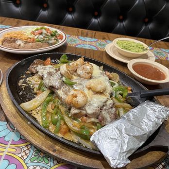El Tapatio Dos - Jalisco special - Mexican Near Me - Westlake, Louisiana