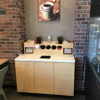 Tous Les Jours - Bakeries Near Me - Mesa, Arizona