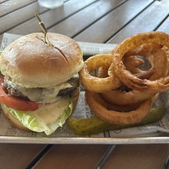 Lost Key Beach Club - Smash burger w onion rings - Salad Near Me - Pensacola, Florida