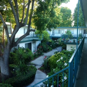 Colonial House - Well kept gardens. Spring time is my favorite. Fresh smell of roses :) - Apartments Near Me - San Jose, California Colonial House - Well kept gardens. Spring time is my favorite. Fresh smell of roses :) - Apartments Near Me - San Jose, California