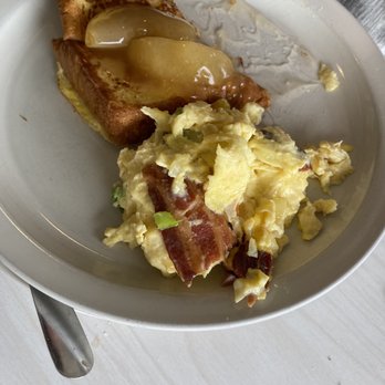Mammy's Kitchen - French toast and apples. Eggs. - Diners Near Me - Myrtle Beach, South Carolina