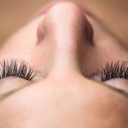 bare/skin and beauty - Lash extensions