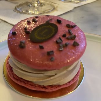 Ladurée - Macarons Near Me - Paris, 75 Ladurée - Macarons Near Me - Paris, 75
