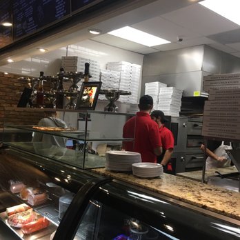 Danny's Pizza Kitchen - Pizza Near Me - Boynton Beach, Florida
